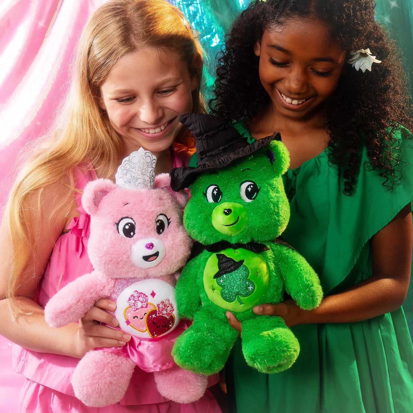 X Wicked 2-Pack - Love-A-Lot Bear as Glinda & Good Luck Bear as Elphaba