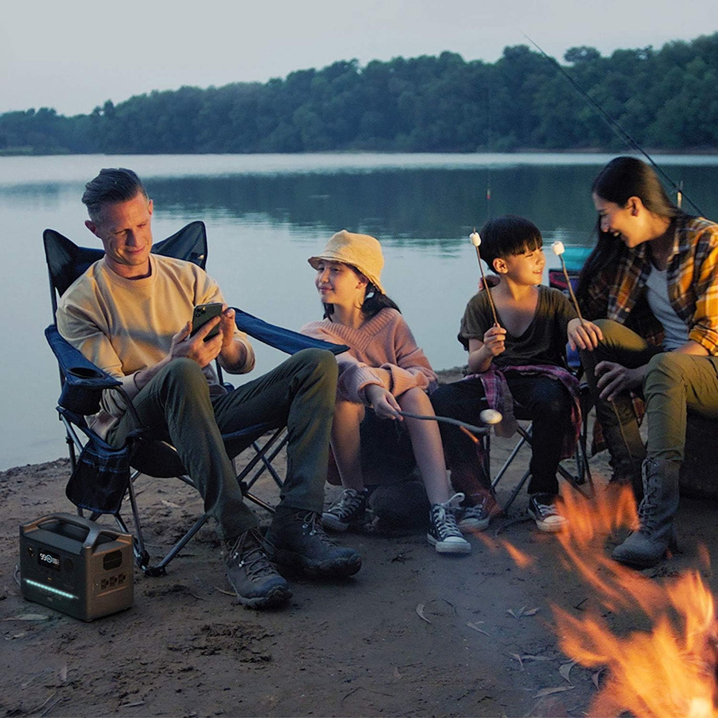 RIVER 2 Max Solar Generator 512Wh Long-Life Lifepo4 Portable Power Station& 180W Solar Panel for Home Backup Power, Camping & Rvs 100% Charged in 60M with 3000+ Cycles & up to 1000W Output