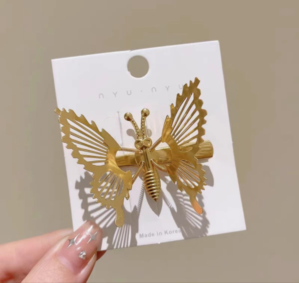Jewel Entrusted Butterfly Pendant – Elegant Symbol of Transformation