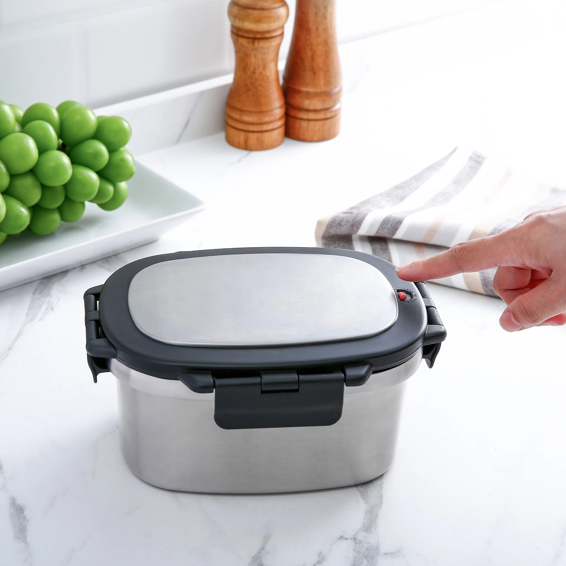 33 Oz Rectangular Insulated Food Container, Stainless Steel