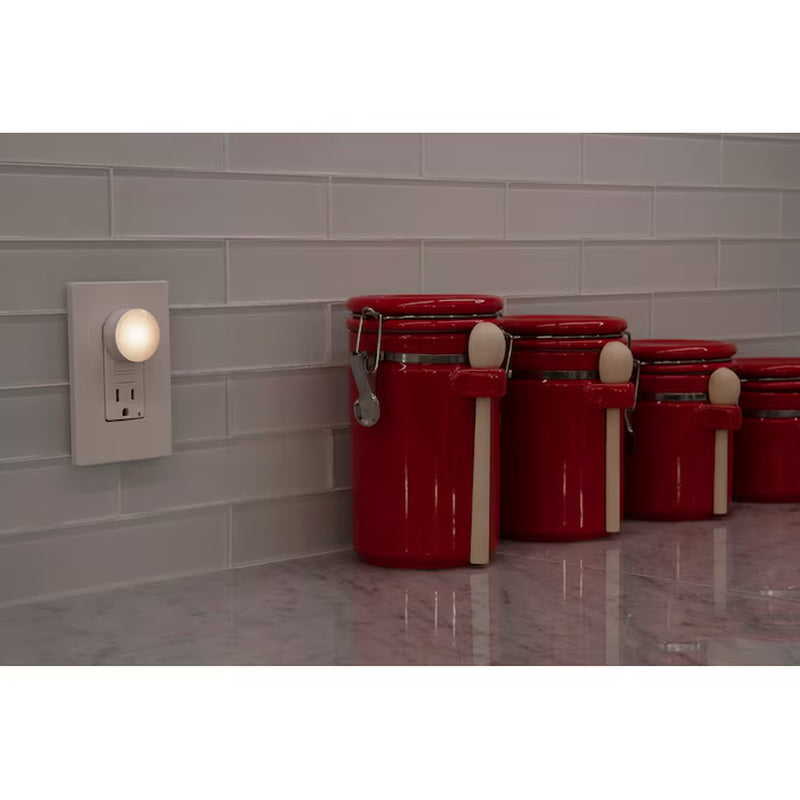 4 -Pack Value Pack White LED Auto On/Off Night Light