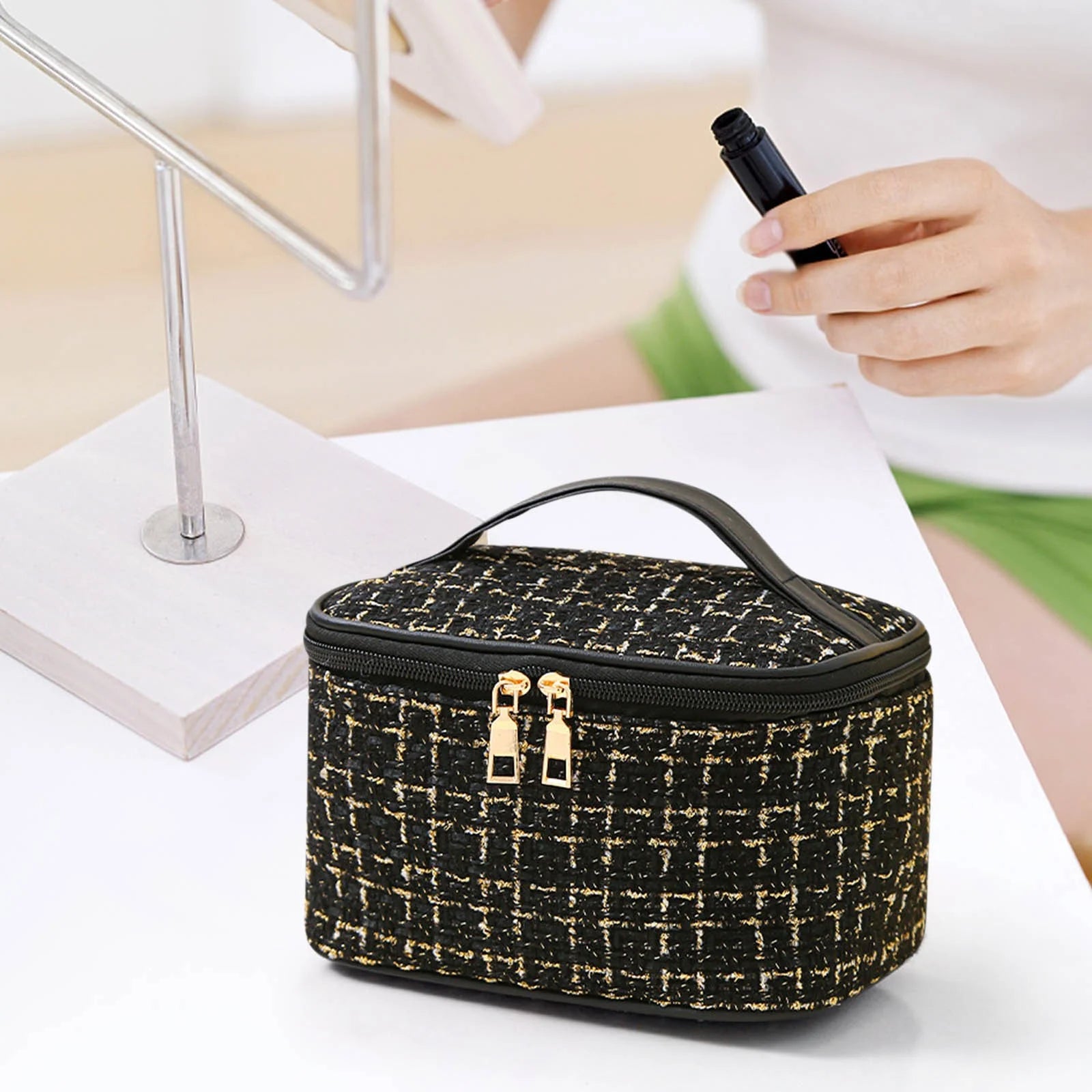 Tote Bag Large Capacity Makeup Bag Travel Portable High Beauty Small Bag Cosmetic Storage Bag Portable Wash Bag Handbags