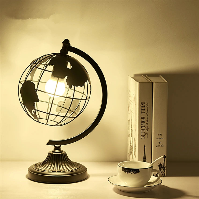 Nordic Modern Table Lamps Personality Minimalist Art Livingroom Bedroom Study Black White Globe Bedside Lamps Table Lights