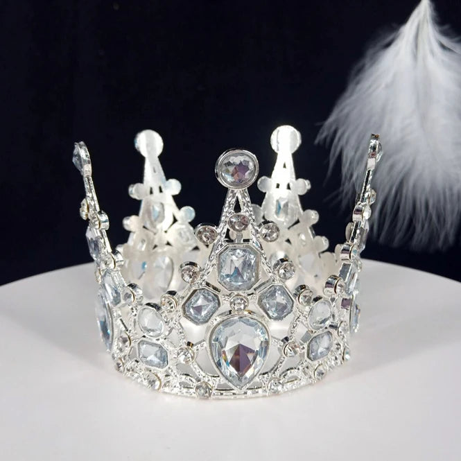 Cute Small Tiaras for Girls and Boys Little Crown Prom Birthday Cake Royal Diadem Hair ornament Bridal Jewelry Doll Decoration
