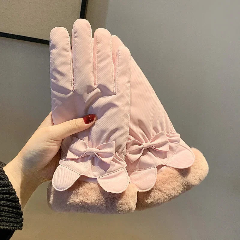Women's Gloves - Warm, Waterproof & Touchscreen Compatible for Winter Outdoor Activities