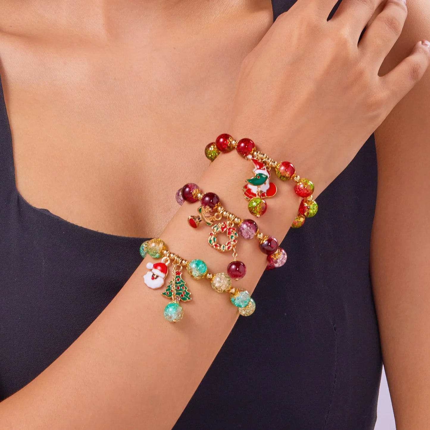 Trendy Christmas Bracelet for Women Men Sweet Handmade Crystal Beaded Santa Claus Tassel Bracelet New Year Party Jewelry Gifts