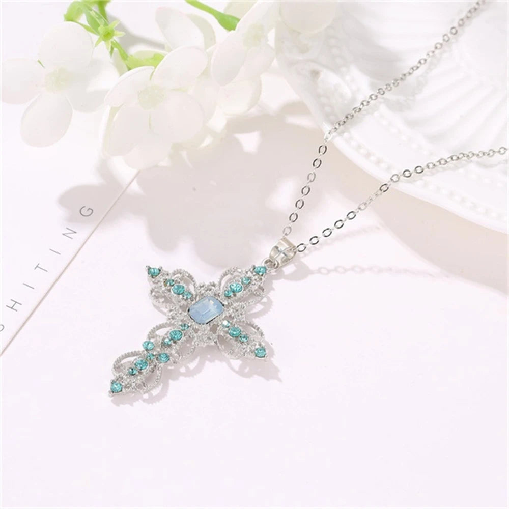 Fashion Exquisite Hollow Cross Necklace Bohemian Inlaid Rhinestones Clavicle Chain Jewelry Gifts For Women Girls Party Wearing