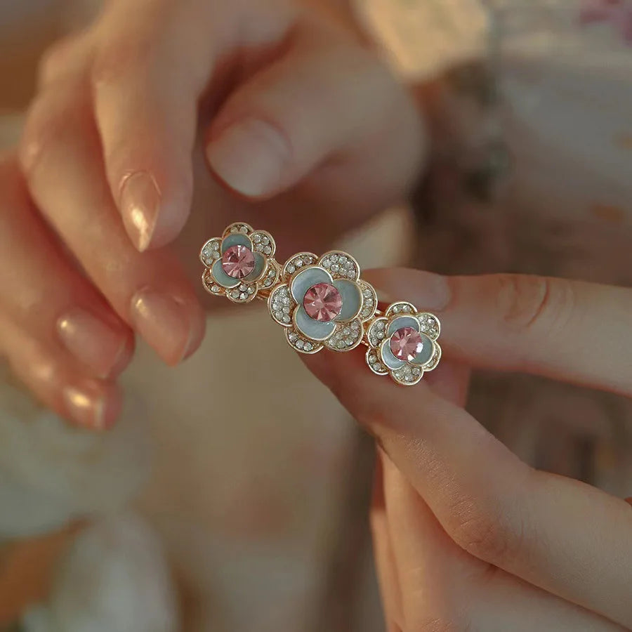 Fairy Crystal Three Flowers Hairpin for Women with Sweet Rhinestone Bangs and Side Spring Clip French Hair Accessories