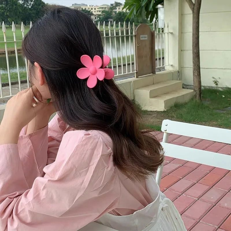 Fashion Cute Hair Clips Women Girl Hair Clip Curly Hair Accessories Summer Flowers Simple Sweet Style Hair Pins and Clips