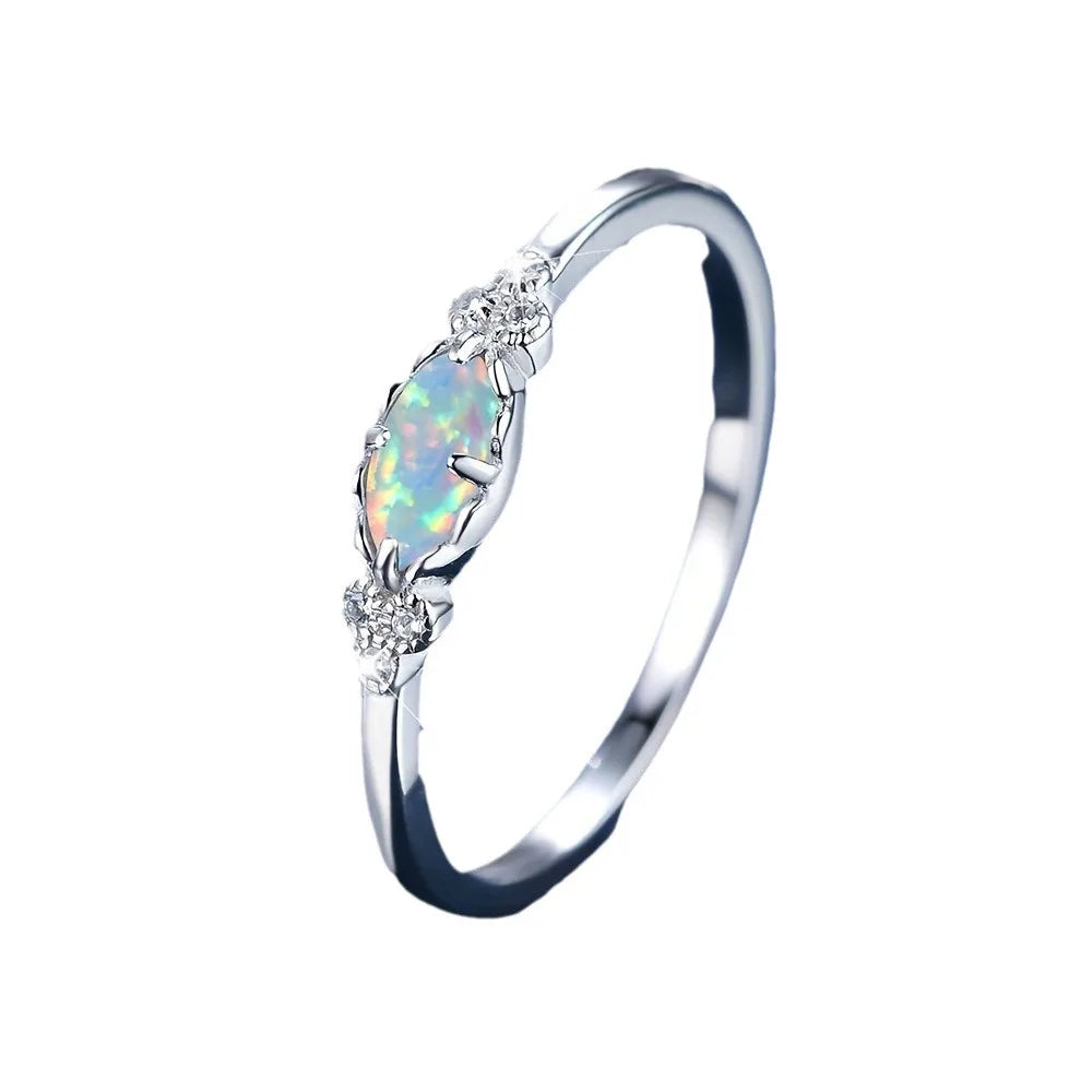 Stylish, romantic and chic Opal women's rings, the perfect piece of jewelry for an engagement or wedding