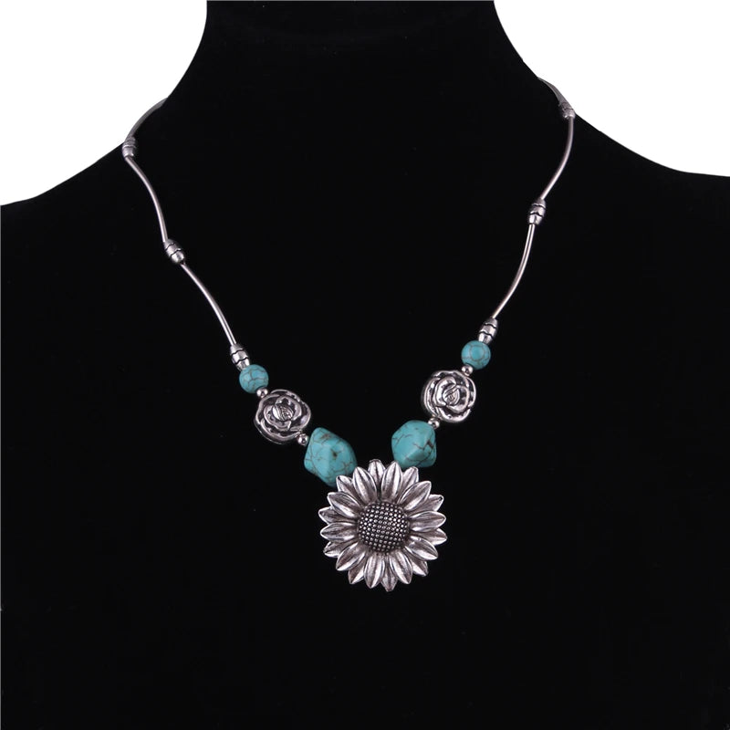 Fashion Choker Necklaces for Women Female Metal Round Vintage Statement Necklace Girls Party Holiday Jewelry Gifts