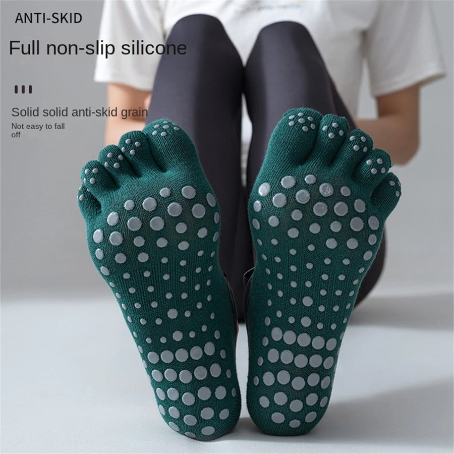 1 pair of women's five finger socks, professional anti slip yoga socks, Pilates fitness socks