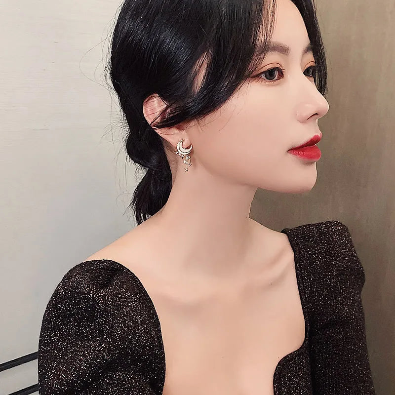 Cute Moon Star Drop Earrings Exquisite Rhinestone Earrings Gold Color Fishtail Mini Earrings Women's Fashion Ear Jewelry Gifts