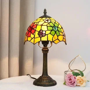 Stained Glass Table Lamp, Antique Green Tiffany Style Reading Light for Bedroom, Living Room and Office Decor Lampara Salon