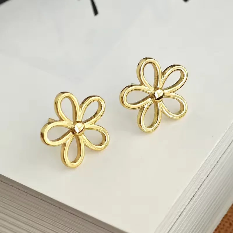 Fashion Flower Bracelet for Women,Gold Plated Stainless Steel Chain Bracelets,Set Charms Jewelry Accessories Gift