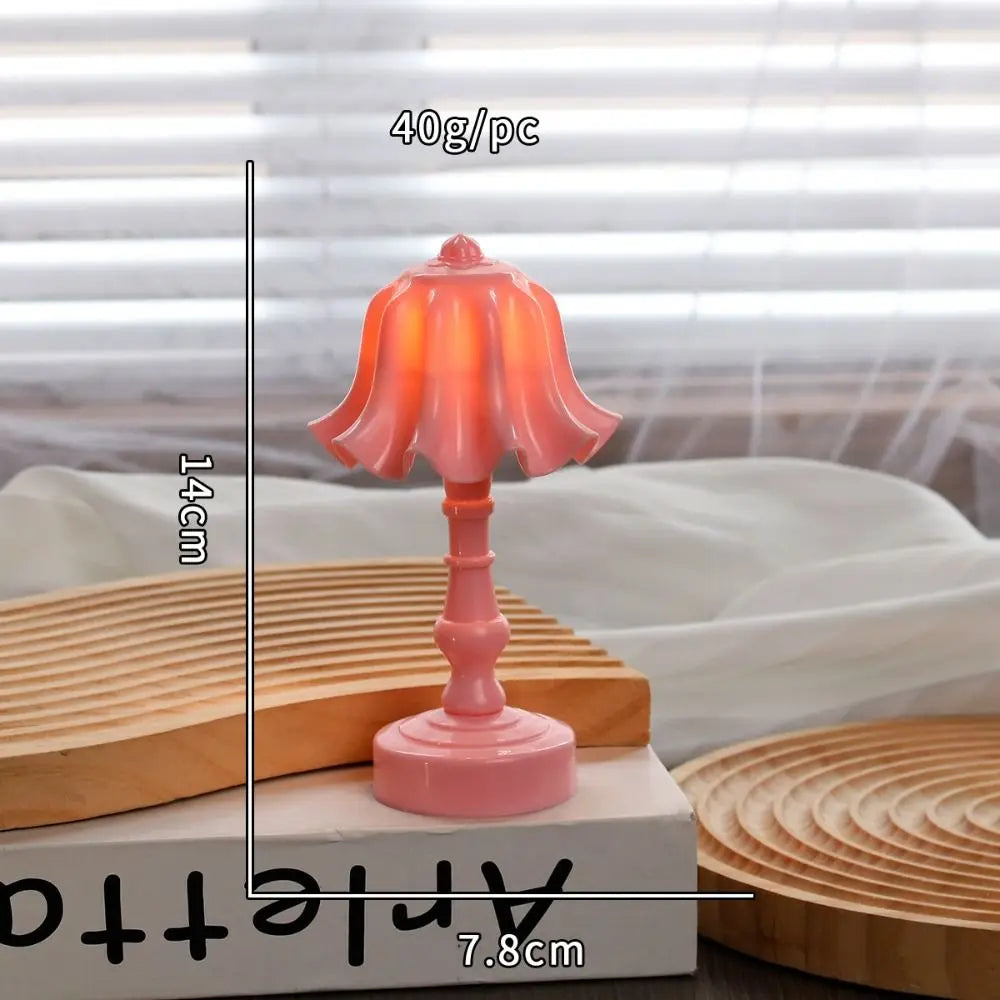 New Creative Table Lamp Retro Photography Prop Bedroom Desk Lamp Warm Light Desktop Ornaments Flower Shape Night Light