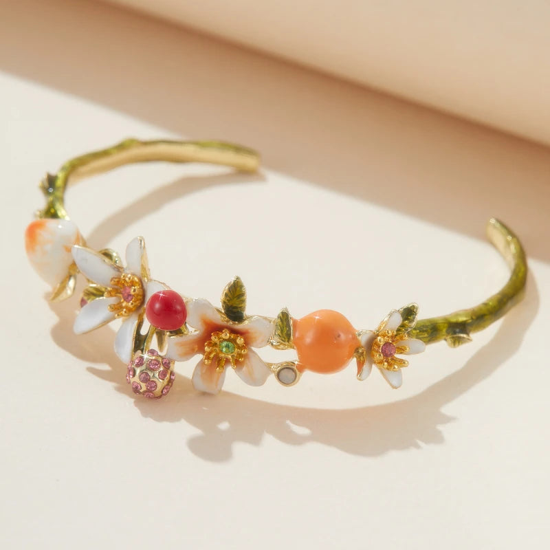 Women's Fashion Open Bracelet Shining Suitable for Vacation and Daily Wear Bohemian Style Design Best Choice for Women's Gifts