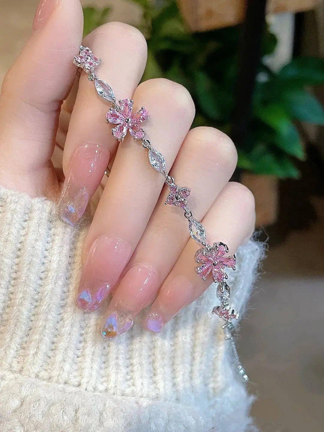 Sweet Fairy Pink Crystal Zircon Sakura Flowers Bracelet for Women Exquisite Cherry Blossom Bracelets Girls Jewelry Gifts