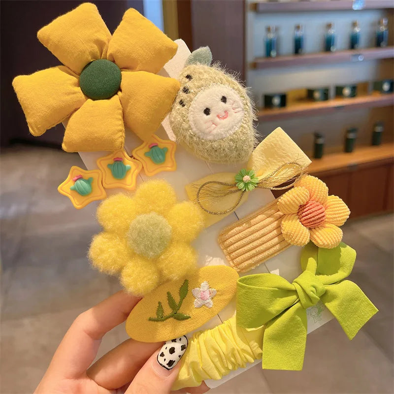 Children's Plush Hair Clip Autumn and Winter Little Girls' Side Barrettes Cute Girls' Baby Headwear 2024 New Hairpins