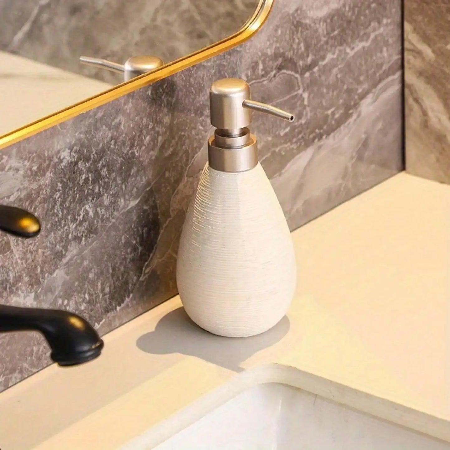 Creative Retro Style Ceramic Push-Type Soap Dispenser With Pump, Hand Soap Bottle, Suitable For Bathrooms Kitchens And Toilets