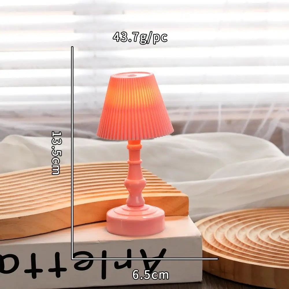 New Creative Table Lamp Retro Photography Prop Bedroom Desk Lamp Warm Light Desktop Ornaments Flower Shape Night Light