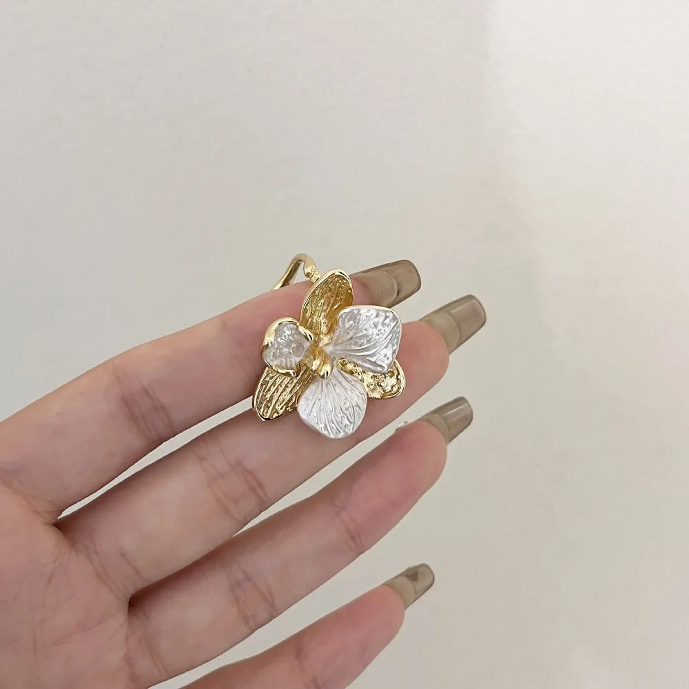Sweet Drip Oil Flower Ring Butterfly Orchid White Iris Flower Enamel Finger Ring Ins Style Trendy French Irregular Ring Women