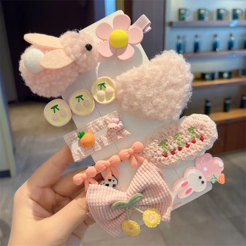 Children's Plush Hair Clip Autumn and Winter Little Girls' Side Barrettes Cute Girls' Baby Headwear 2024 New Hairpins