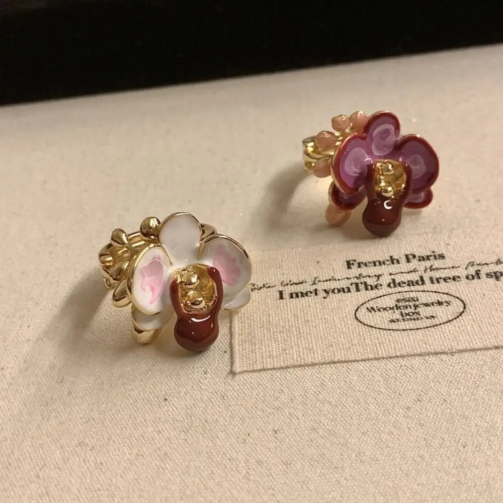 Sweet Drip Oil Flower Ring Butterfly Orchid Ins Style Enamel Finger Ring Trendy White Iris Flower French Irregular Ring Girls