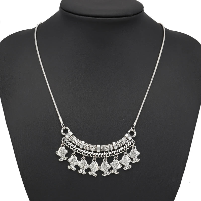 Fashion Choker Necklaces for Women Female Metal Round Vintage Statement Necklace Girls Party Holiday Jewelry Gifts