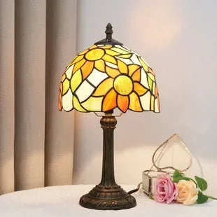 Stained Glass Table Lamp, Antique Green Tiffany Style Reading Light for Bedroom, Living Room and Office Decor Lampara Salon