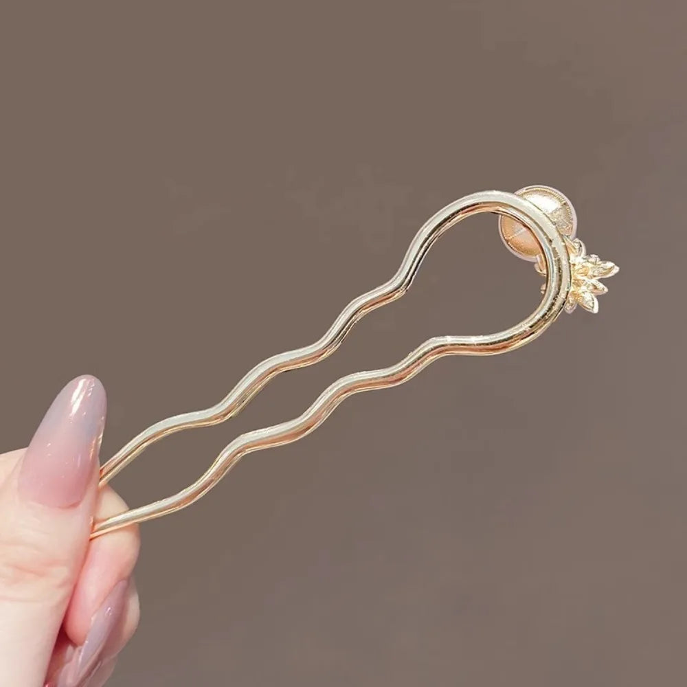 1pc Exquisite Fashion Pearl Snowflake Hairpin Antique Yet Modern Coiled U-Shaped Hairpin Insert Elegant Hair Accessory