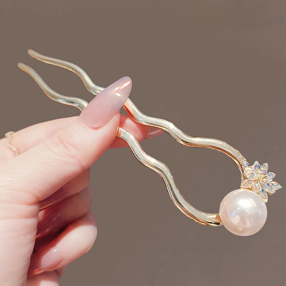 1pc Exquisite Fashion Pearl Snowflake Hairpin Antique Yet Modern Coiled U-Shaped Hairpin Insert Elegant Hair Accessory