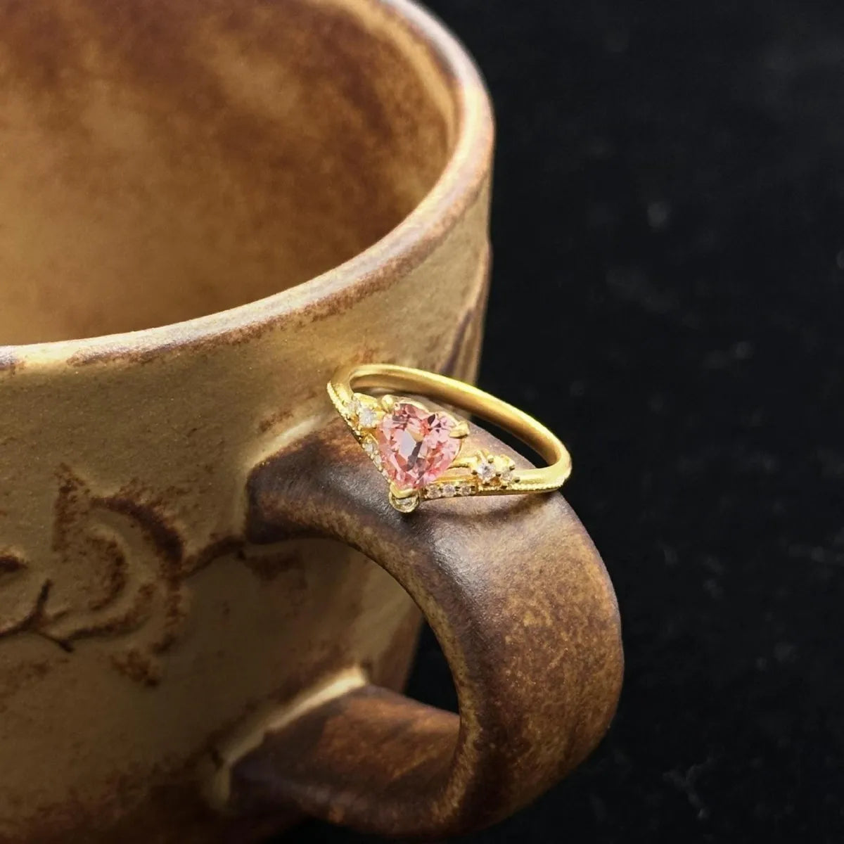 Fairy Wind Powder Love Crown Ring Exquisite Zircon Jewelry Versatile Light Luxury High-end Jewelry Temperament Commute