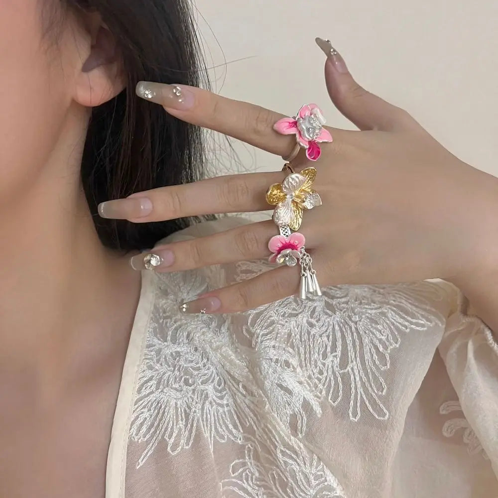 Sweet Drip Oil Flower Ring Butterfly Orchid White Iris Flower Enamel Finger Ring Ins Style Trendy French Irregular Ring Women