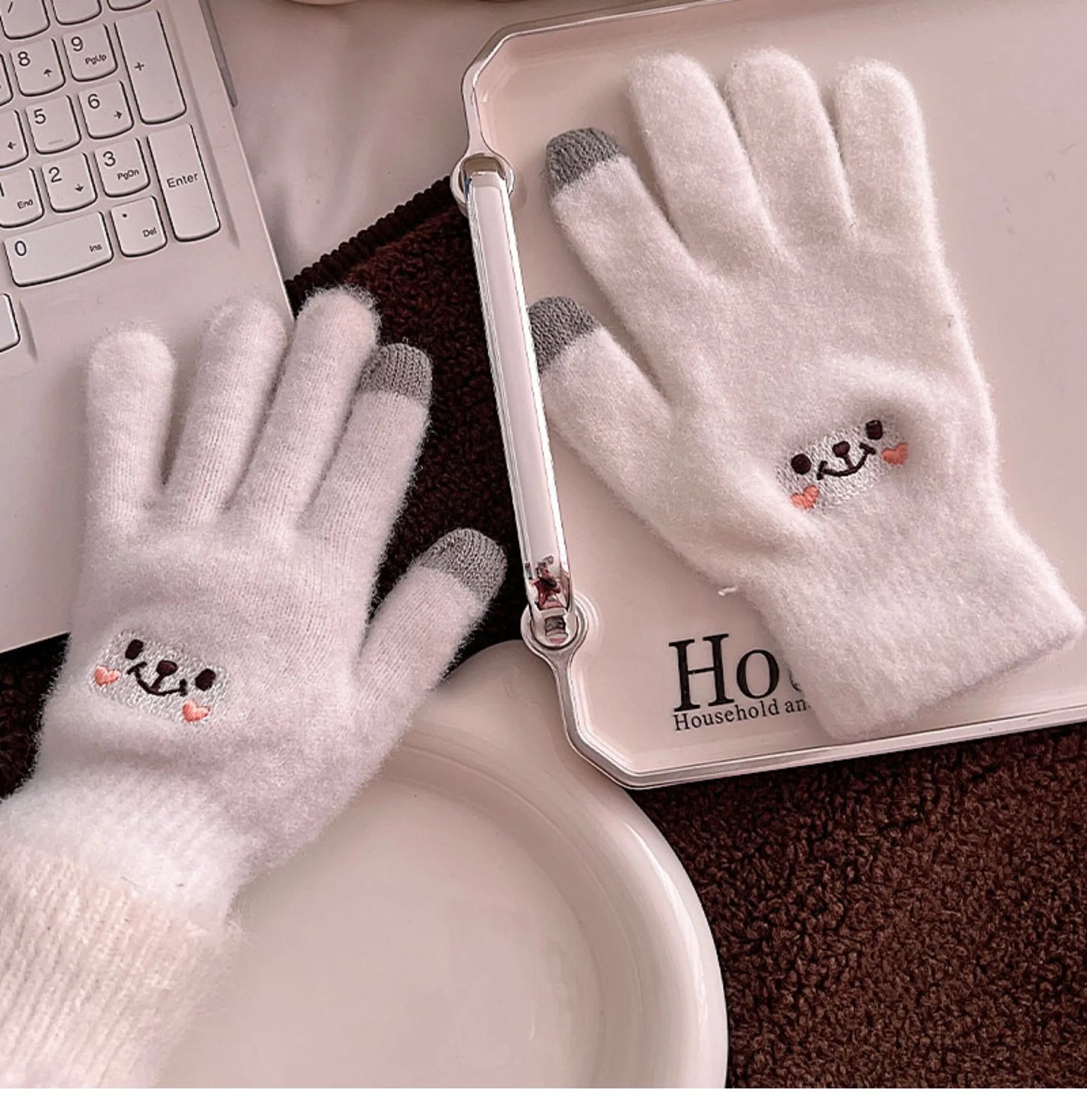 Women's Gloves Autumn Winter Cute Smile Gloves Five Fingers Solid Color Resistant Touch Screen Cotton Gloves Fashion Comfortable