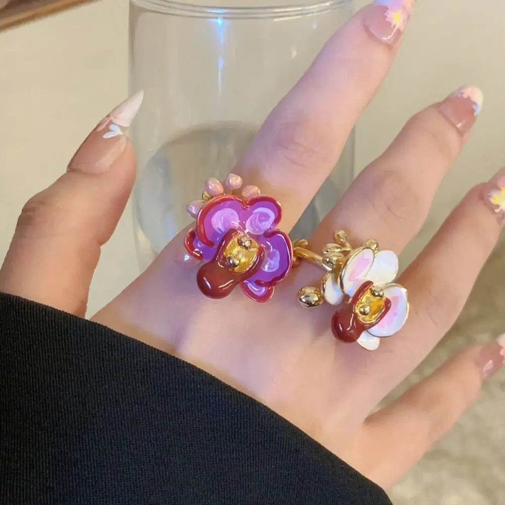 Sweet Drip Oil Flower Ring Butterfly Orchid Ins Style Enamel Finger Ring Trendy White Iris Flower French Irregular Ring Girls