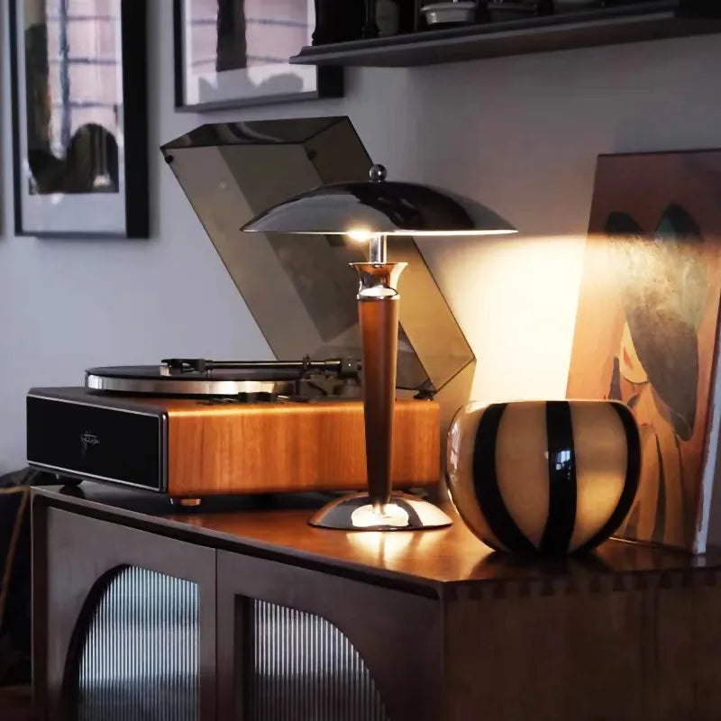 Nordic Retro Wooden Table Lamp Bauhaus Table Lights for Simple Living Room Bedroom Study Bedside Decoration Designer desk lamp