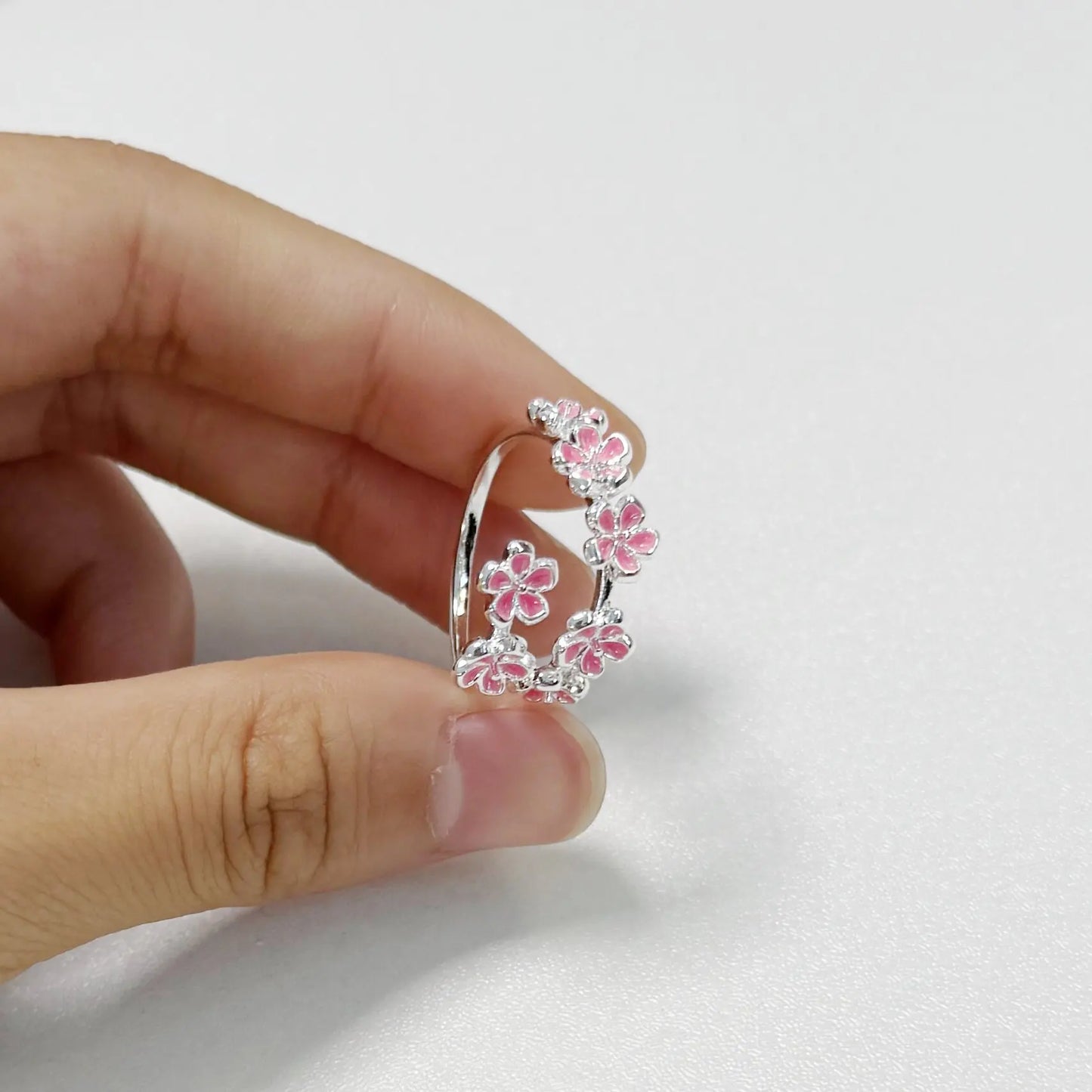 Flower Ring for Women with Niche Design Pink Peach Blossom Index Finger Ring Fresh Sweet Gradient Flower Opening Finger Ring