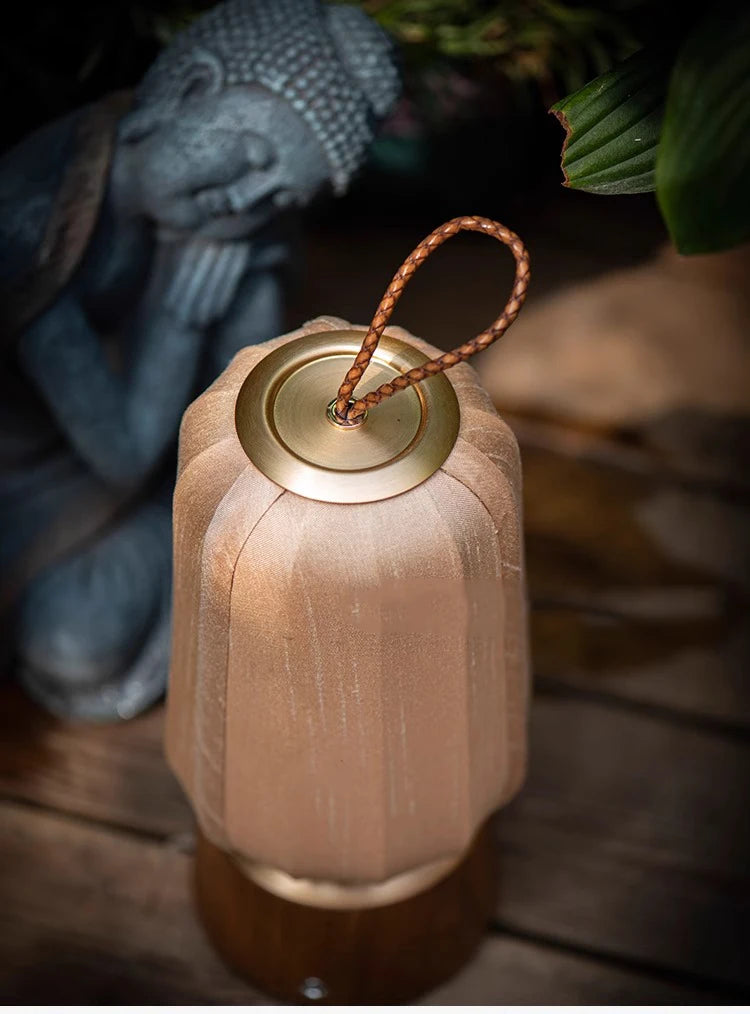 New Fabric Lanterns Portable Table lamp Traditional style Hand Art Drawing decoration Atmosphere Reading Lamp for Tea room