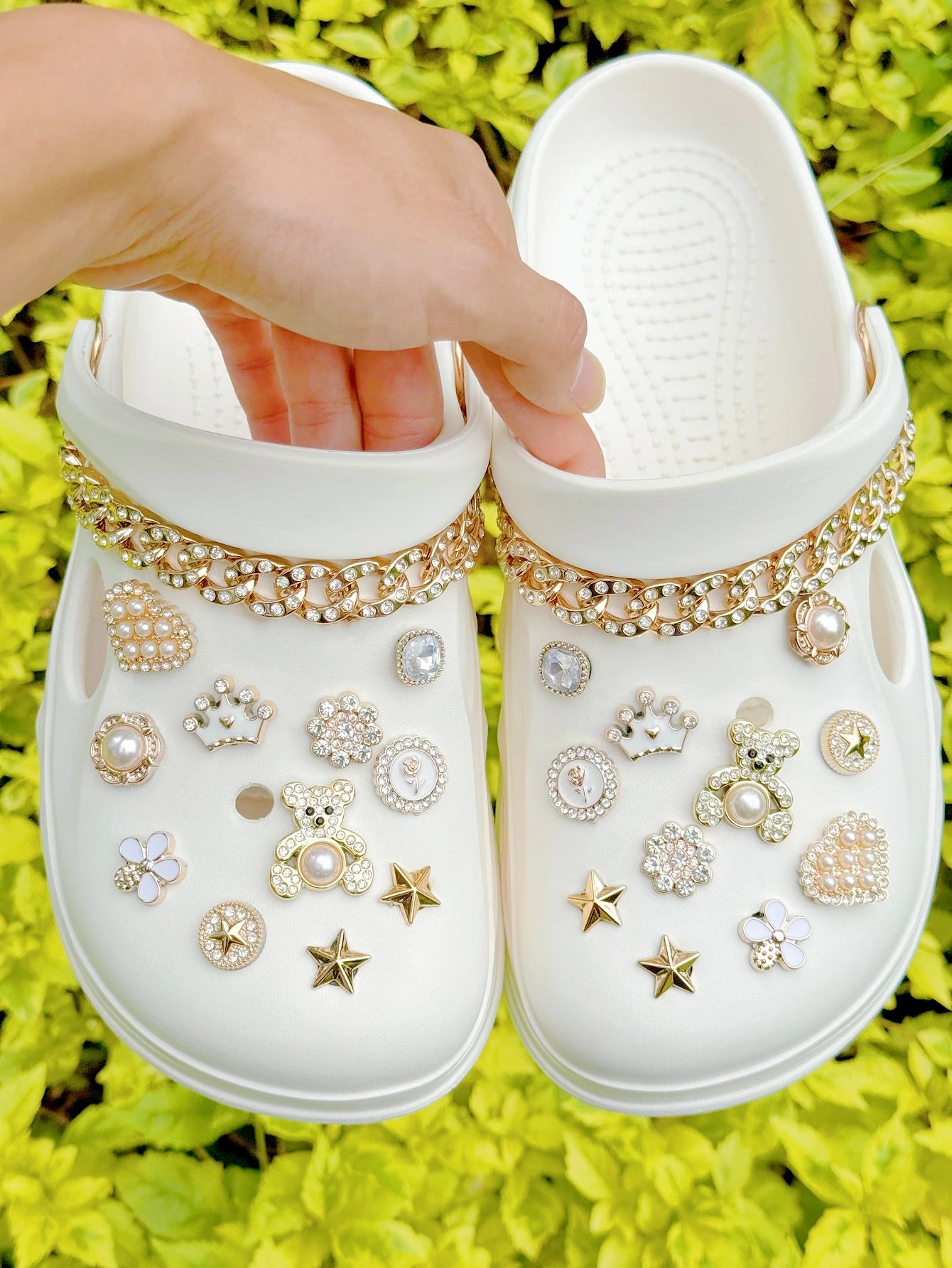 24 Sandals Accessories - easy to install detachable DIY accessories, the perfect gift for holiday parties and special occasions