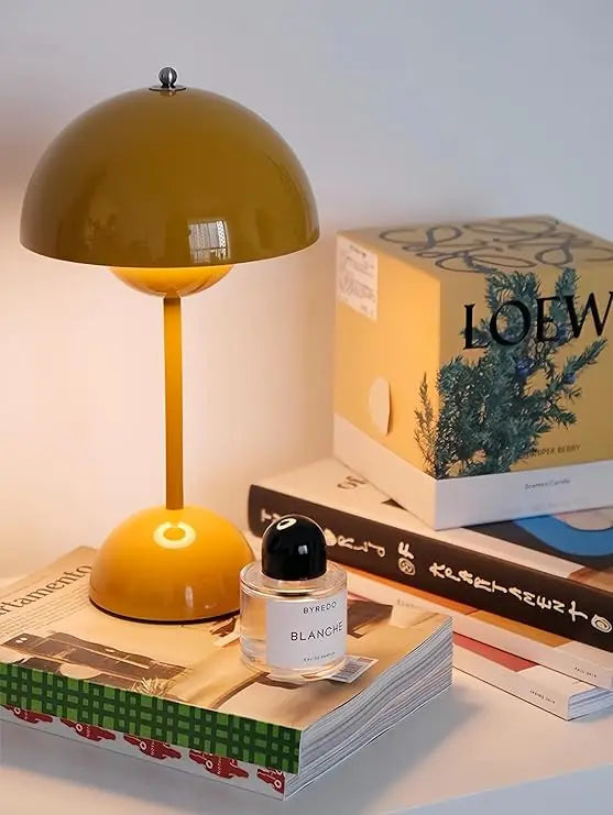 Rechargeable flower bud table lamp, ambient lamp, bedroom modern simple and atmospheric table lamp, decorative lamp
