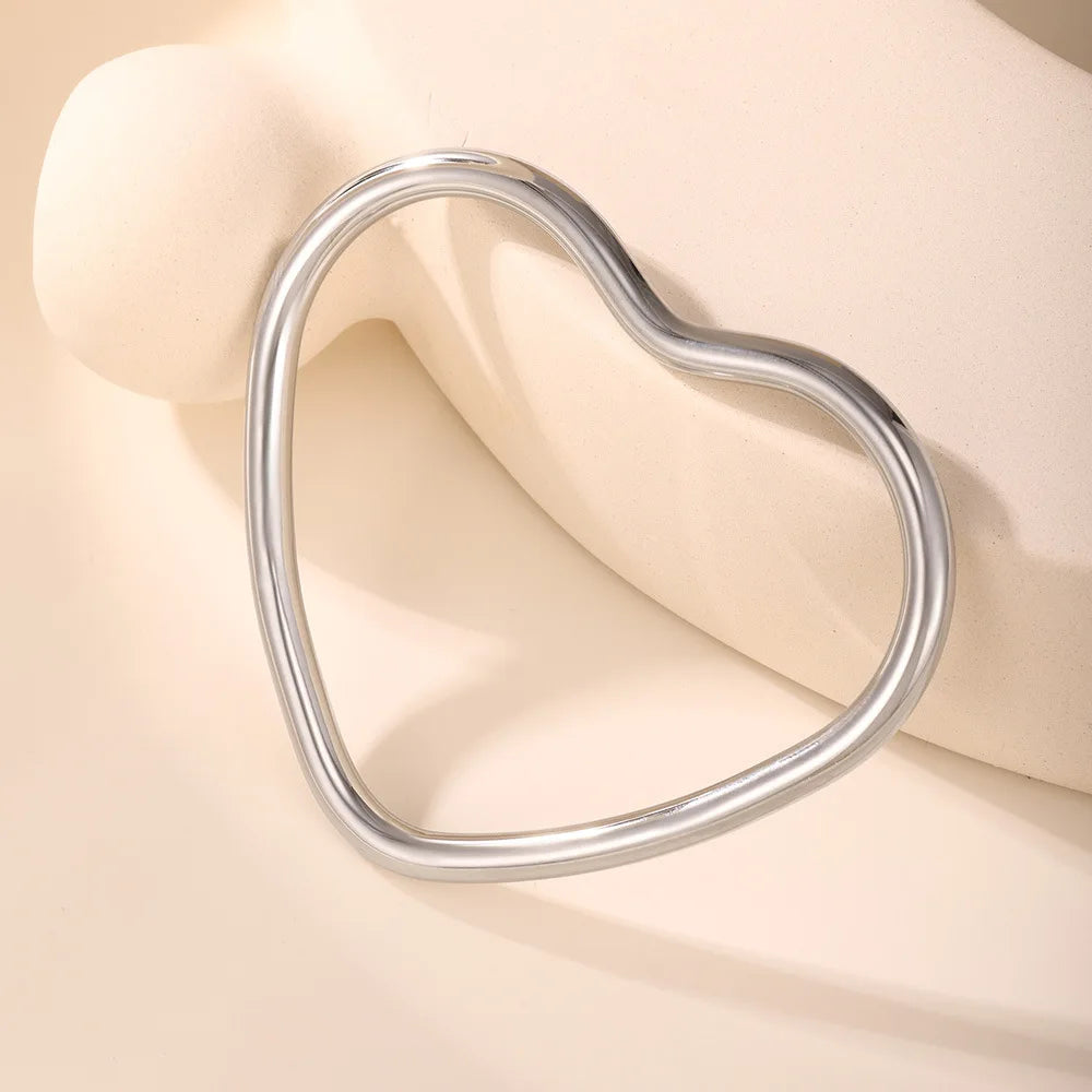 Women's Bracelet Ins Light Luxury Style Love Closed Design Stainless Steel Fashion Versatile Jewelry Accessories