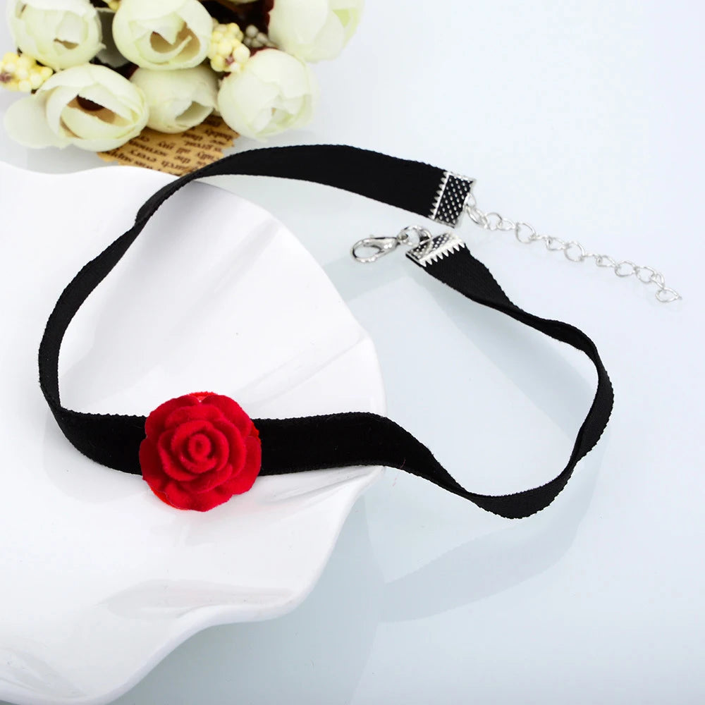 Girls Small Flower Rose Necklace Sexy Lace Choker Collar Jewelry for Women Retro Dinner Party Neck Band Short Chain Necklaces