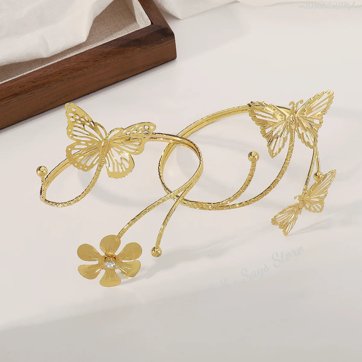 Lacteo Trendy Geometric Twisted Cuff Bracelet On The Upper Arm for Women Water Drop Shape Bangles Adjustable Jewelry Party Girls