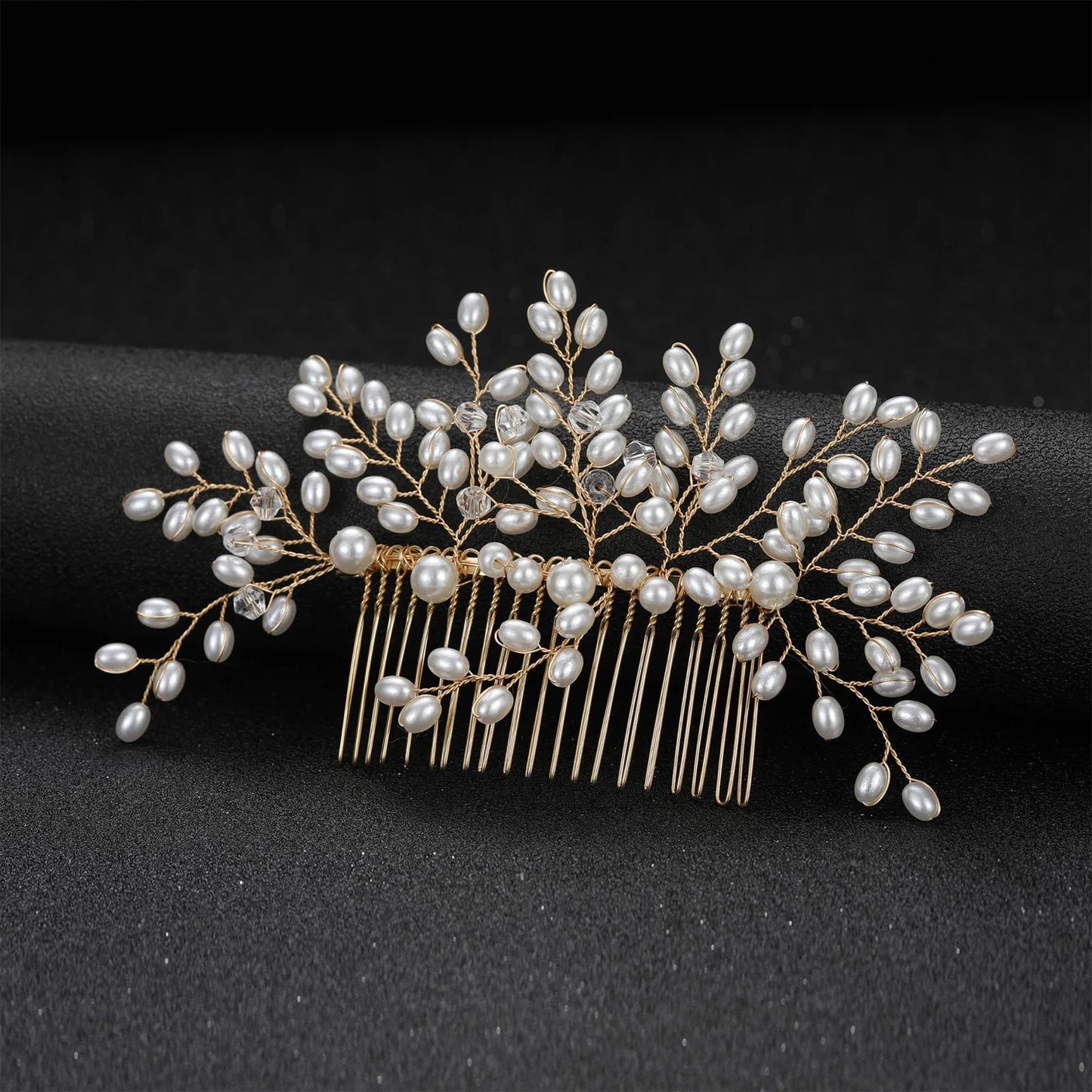 Pearl Flower Hair Comb European Style Tiaras Bride Headdress Pearl Girls Golden Crown Wedding Hair Accessories Party Jewelry