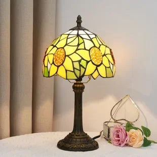 Stained Glass Table Lamp, Antique Green Tiffany Style Reading Light for Bedroom, Living Room and Office Decor Lampara Salon