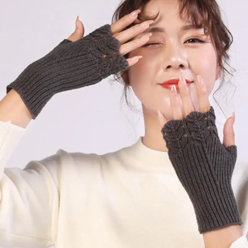 Women Knitted Warm Half Gloves Autumn Winter Fingerless Gloves Arm Sleeve Girls Fashion Casual Accessories Mittens