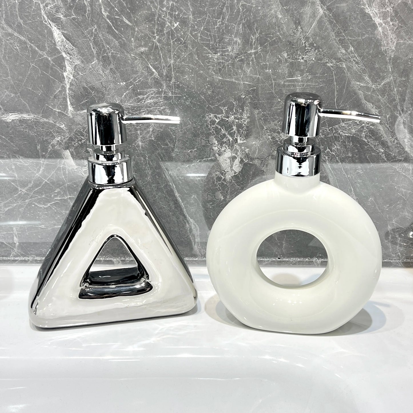 Silver Ceramic Soap Dispenser Abstract Hollow Round Triangle Soap Dispenser Shampoo Moisture Bottling Bathroom Accessories