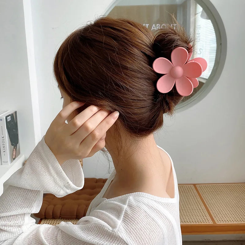 Fashion Cute Hair Clips Women Girl Hair Clip Curly Hair Accessories Summer Flowers Simple Sweet Style Hair Pins and Clips