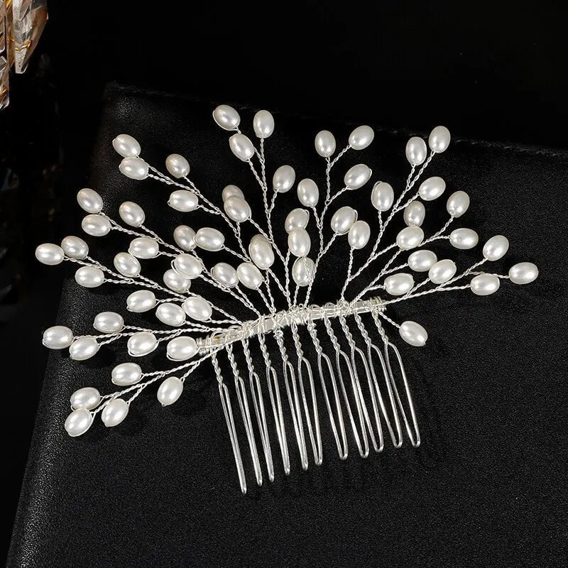 Pearl Flower Hair Comb European Style Tiaras Bride Headdress Pearl Girls Golden Crown Wedding Hair Accessories Party Jewelry